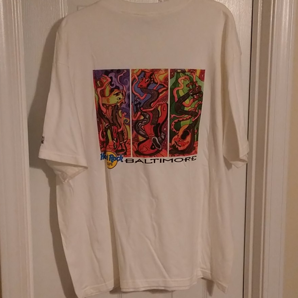 Hard Rock Baltimore Vintage Design T-shirt
